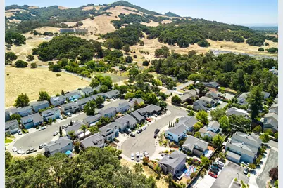 2589 Zircon Place, Santa Rosa, CA 95404 - Photo 39