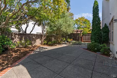 1361 Birdie Drive, Windsor, CA 95492 - Photo 15
