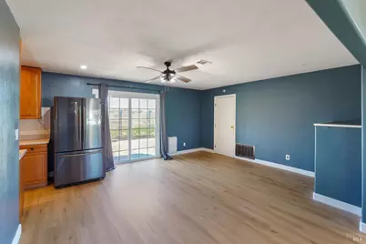 233 Maple Street, Suisun City, CA 94585 - Photo 7