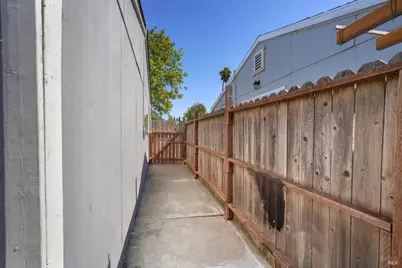 233 Maple Street, Suisun City, CA 94585 - Photo 31