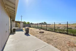 233 Maple St, Suisun City, CA 94585 - Photo 25