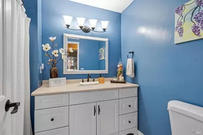 3724 Hoen Avenue, Santa Rosa, CA 95405 - Photo 17