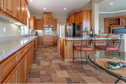 7541 Walnut Orchard Way, Santa Rosa, CA 95409 - Photo 5