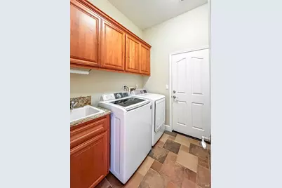 7541 Walnut Orchard Way, Santa Rosa, CA 95409 - Photo 21