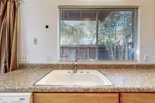 1041 Golf Course Dr, Rohnert Park, CA 94928 - Photo 19