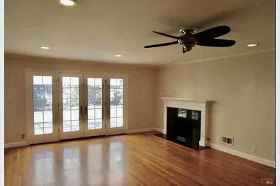 50 Lancaster Avenue, Kentfield, CA 94904 - Photo 3