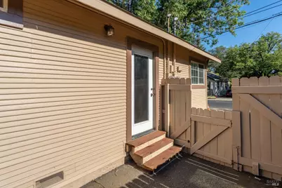 160 Gibson Street, Ukiah, CA 95482 - Photo 3