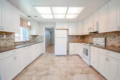 150 Bloom Drive, Dixon, CA 95620 - Photo 17