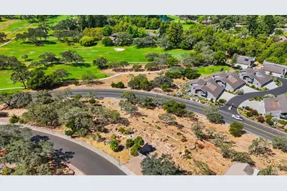 1167 Castle Oaks Drive, Napa, CA 94558 - Photo 17