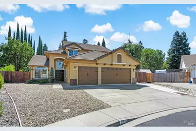219 Berkshire Court, Vacaville, CA 95687 - Photo 5