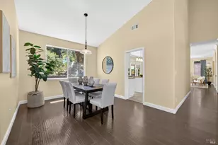 219 Berkshire Ct, Vacaville, CA 95687 - Photo 17