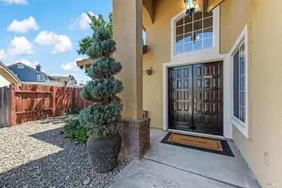219 Berkshire Court, Vacaville, CA 95687 - Photo 7