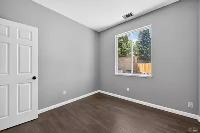219 Berkshire Court, Vacaville, CA 95687 - Photo 45