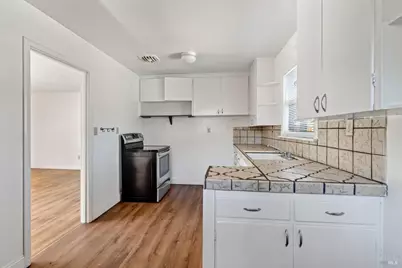 390 S Orchard Avenue, Ukiah, CA 95482 - Photo 9