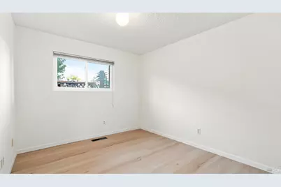 311 Boyce Street, Santa Rosa, CA 95401 - Photo 13