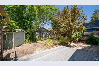 311 Boyce Street, Santa Rosa, CA 95401 - Photo 17