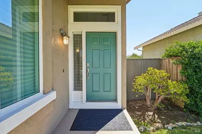 5059 Lakeview Circle, Fairfield, CA 94534 - Photo 5