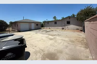 638 E Maitland Street, Ontario, CA 91761 - Photo 7