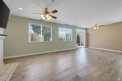 412 Marshcreek Drive, American Canyon, CA 94503 - Photo 5