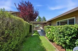 2 Oakhurst Pl, Santa Rosa, CA 95409 - Photo 33