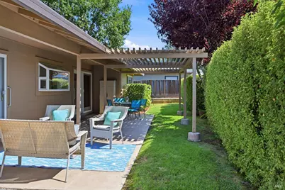 2 Oakhurst Place, Santa Rosa, CA 95409 - Photo 35
