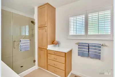 180 Apollo Court, Novato, CA 94947 - Photo 29