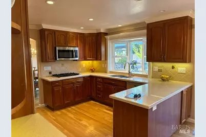 180 Apollo Court, Novato, CA 94947 - Photo 11