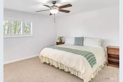 180 Apollo Court, Novato, CA 94947 - Photo 27