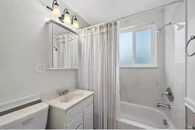 81 Buena Vista, Benicia, CA 94510 - Photo 23