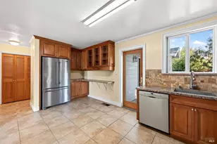 81 Buena Vista, Benicia, CA 94510 - Photo 11