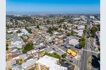 5801 Madison Ave Avenue, Richmond, CA 94112 - Photo 31