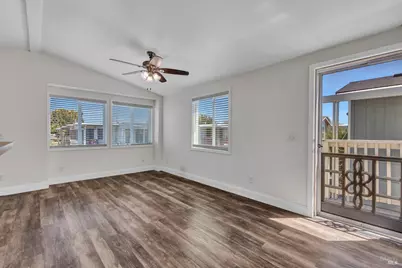 37 Catalpa Drive, Vallejo, CA 94589 - Photo 3