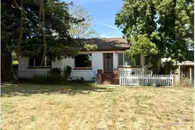 20 Eucalyptus Avenue, Petaluma, CA 94952 - Photo 1