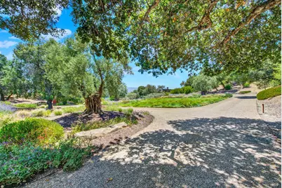860 Meadowood Lane, Saint Helena, CA 94574 - Photo 13