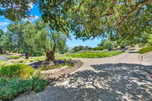 860 Meadowood Ln, Saint Helena, CA 94574 - Photo 13