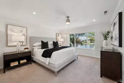8 Del Oro Lagoon, Novato, CA 94949 - Photo 5
