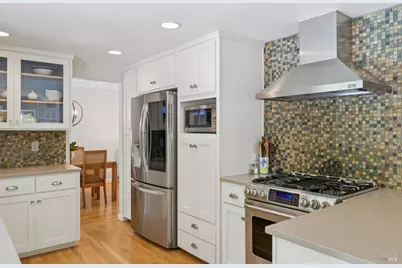 710 Arlington Circle, Novato, CA 94947 - Photo 19