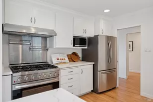 87 Bay Vista Dr, Mill Valley, CA 94941 - Photo 13