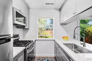 408 Flower Ave, Santa Rosa, CA 95404 - Photo 5