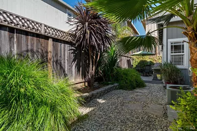 34 W Brookside Drive, Cloverdale, CA 95425 - Photo 19