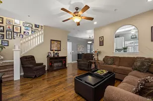 34 W Brookside Dr, Cloverdale, CA 95425 - Photo 11