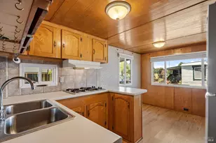 208 Aileen Ave, Santa Rosa, CA 95407 - Photo 5