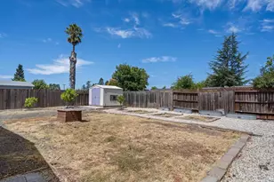 745 Camellia Ct, Santa Rosa, CA 95407 - Photo 21