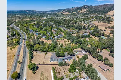 5833 Highway 12 Highway, Santa Rosa, CA 95409 - Photo 27
