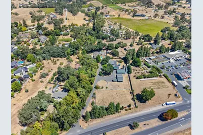 5833 Highway 12 Highway, Santa Rosa, CA 95409 - Photo 25