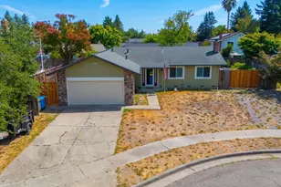 2236 Valdes Ct, Santa Rosa, CA 95403 - Photo 33