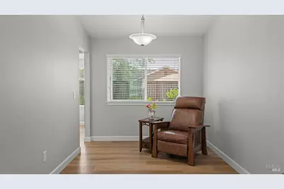 2236 Valdes Court, Santa Rosa, CA 95403 - Photo 5