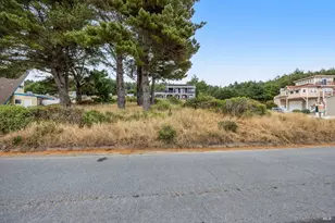 129 Lower Pacific Dr, Shelter Cove, CA 95589 - Photo 89