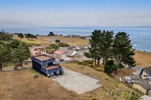129 Lower Pacific Dr, Shelter Cove, CA 95589 - Photo 5