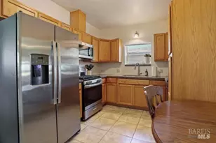 428 Montezuma St, Rio Vista, CA 94571 - Photo 9